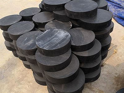 卫滨区板式橡胶支座由若干层橡胶片与薄钢板经加压硫化